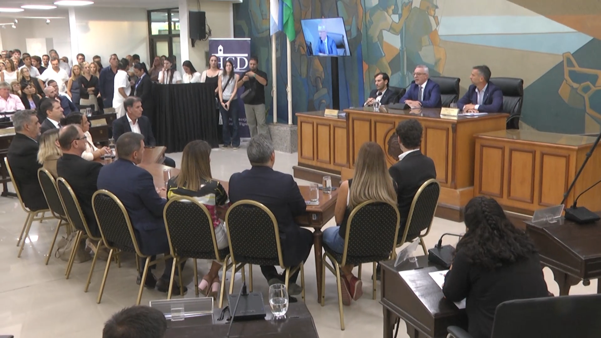 El intendente de Tigre, Julio Zamora, encabezó este miércoles la apertura del período de Sesiones Ordinarias 2026 en el Honorable Concejo Deliberante (HCD). Con un discurso centrado en la eficiencia de la gestión municipal y la necesidad de un diálogo político basado en el respeto
