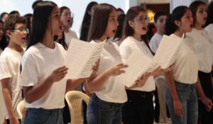 El programa municipal ofrece formación vocal gratuita para jóvenes en la localidad de Benavídez