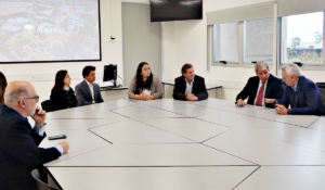 El intendente Julio Zamora y el rector Julián Rodríguez firmaron el convenio marco en la nueva sede de Nordelta