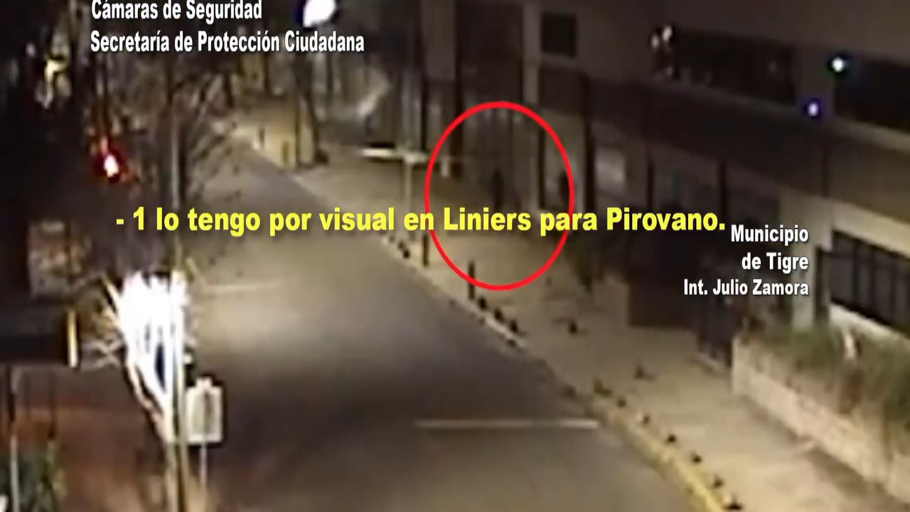 Agentes del COT y Policía de la Provincia trabajaron en la detención del sospechoso en la intersección de Pirovano y Liniers