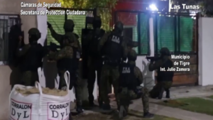 Las fuerzas de seguridad llevaron a cabo tres allanamientos simultáneos que resultaron en una detención