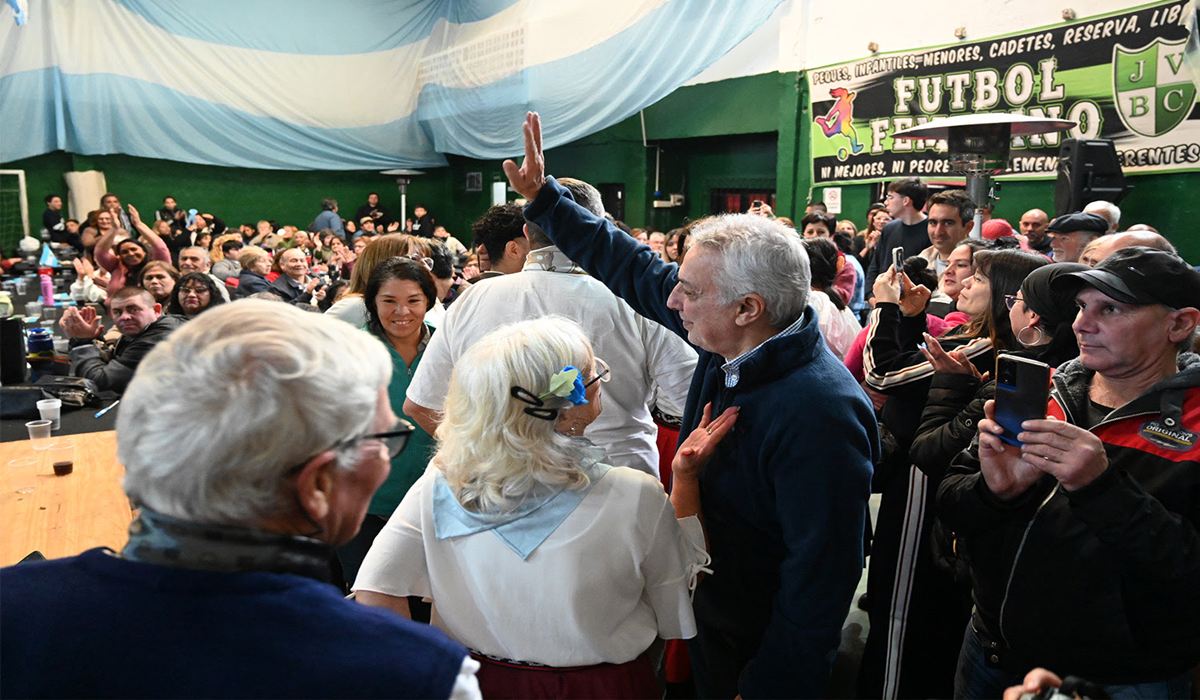 La comunidad de Troncos del Talar celebró el 9 de Julio junto a autoridades municipales
