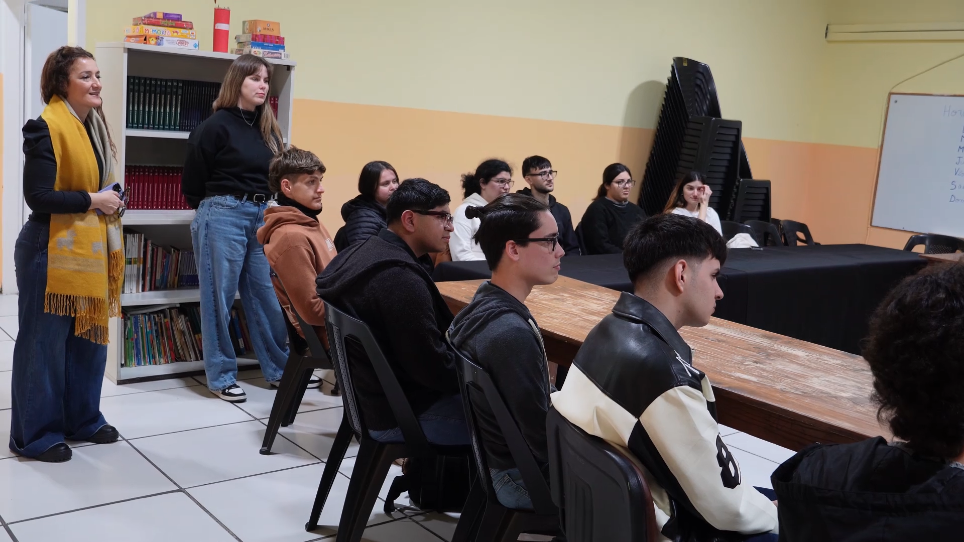 Jóvenes de distintas localidades del distrito entregaron donaciones e intercambiaron experiencias en el dispositivo municipal.