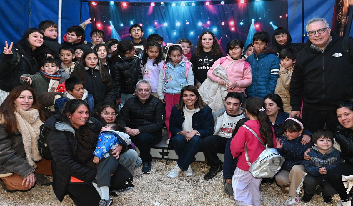 Las familias de más de 20 comedores y merenderos asistieron a la función circense gratuita.