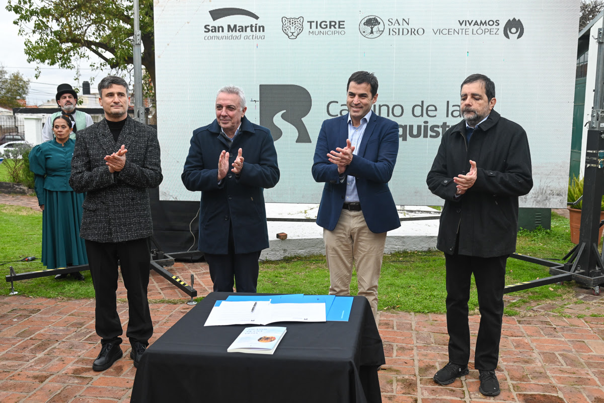 Los jefes comunales de la región formalizaron el acuerdo para articular acciones culturales y turísticas.
